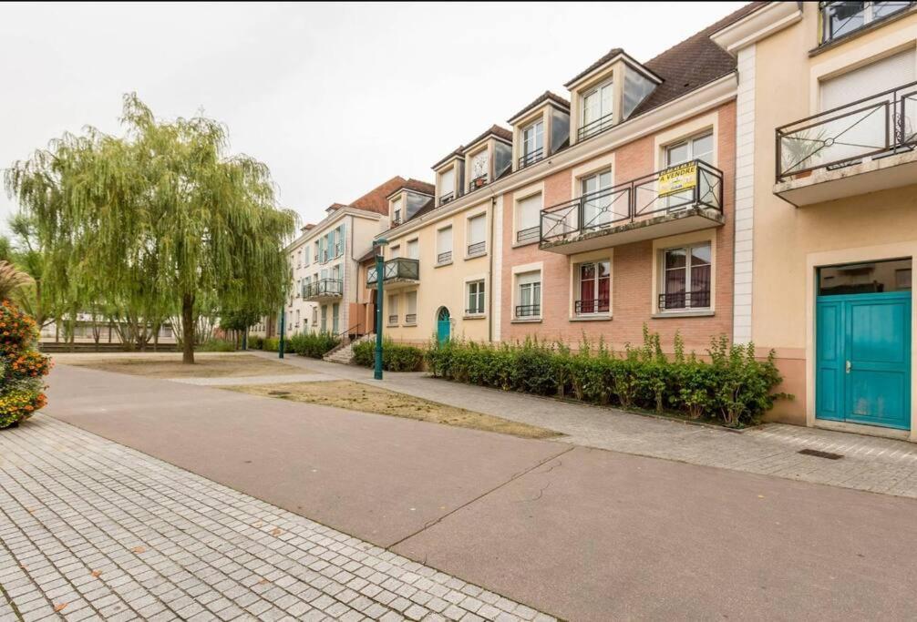 Apartment 3 Bedroomed Serris Val D'Europe Disneyland Paris Exteriör bild